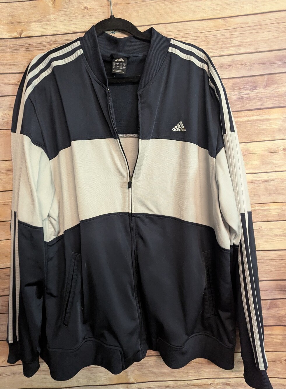 Adidas Track Jacket Mens XL Navy Blue Cream Full Zip 3 Stripe Colorblock Y2K